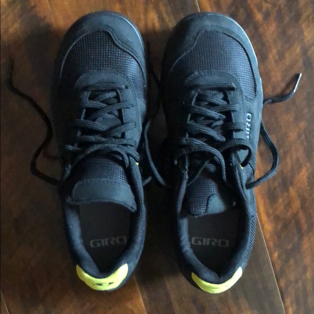 Cycling shoes
